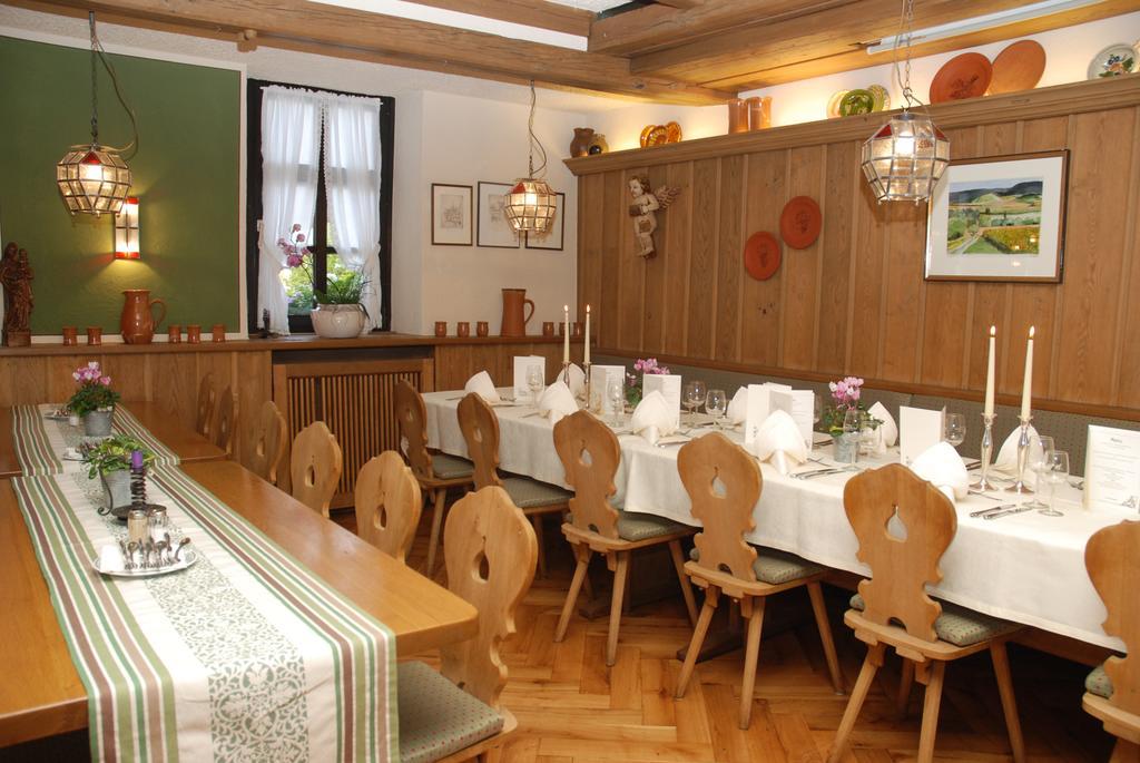 Gasthof Zum Weissen Lamm ゾンマーアッハ エクステリア 写真