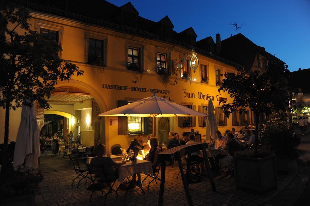 Gasthof Zum Weissen Lamm ゾンマーアッハ エクステリア 写真