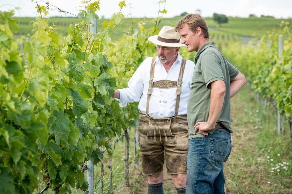 Gasthof Zum Weissen Lamm ゾンマーアッハ エクステリア 写真